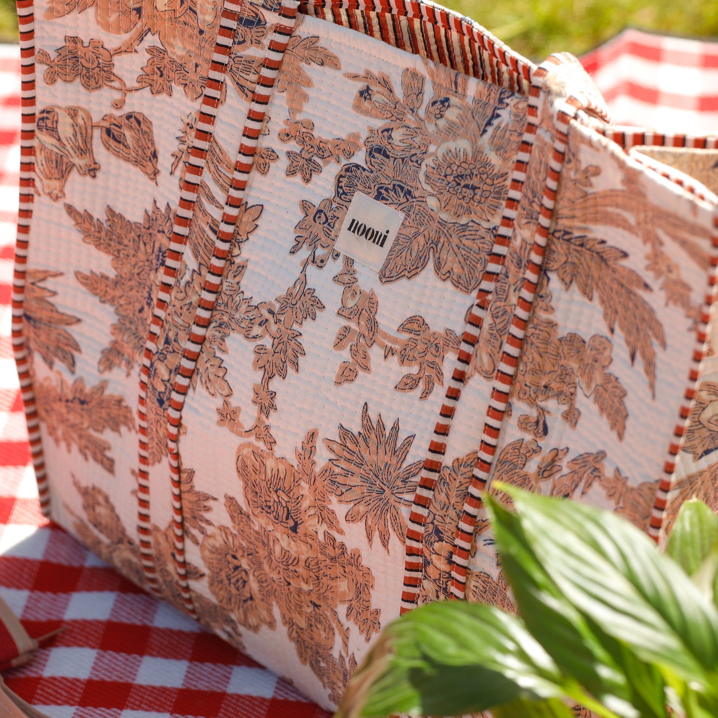 Golden Botanica Tote Bag